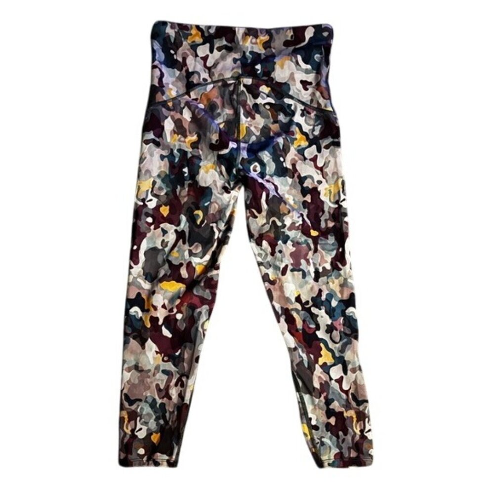 Spanx Women's Size Large Booty Boost Active Leggings Camo Ruby Print 7/8 Length - Picture 1 of 7
